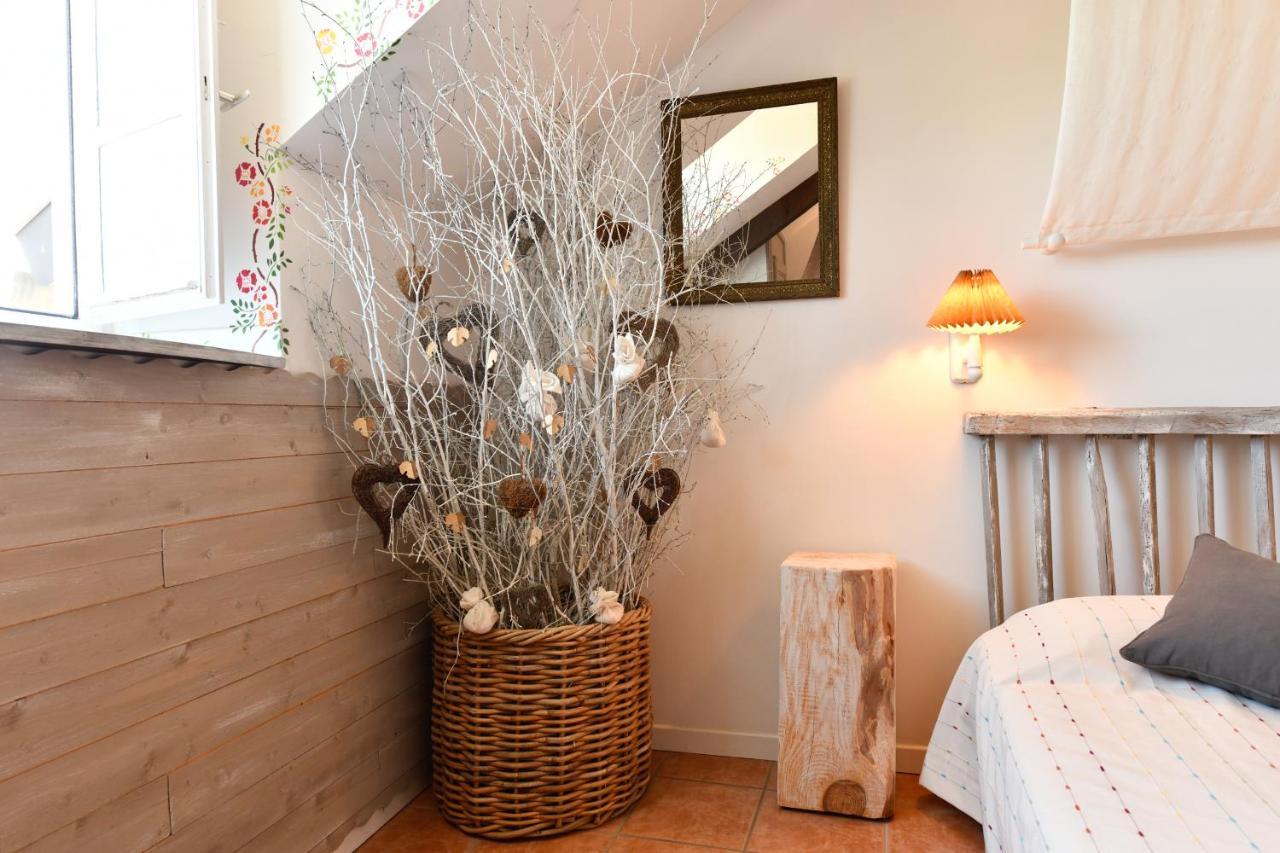 La Ferme Dague Bed & Breakfast Lasseube Bagian luar foto